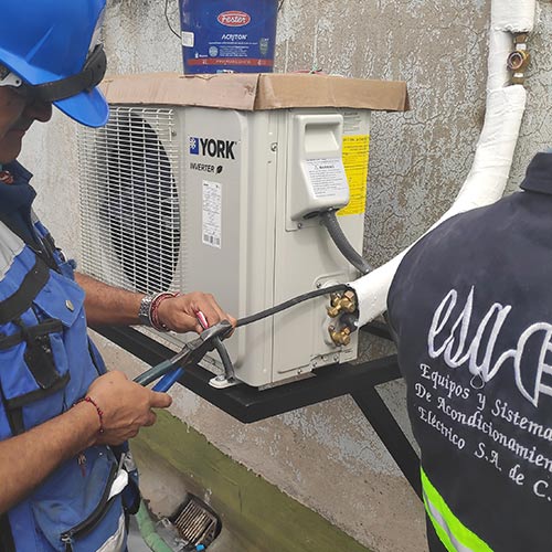 MantenimientoPreventivoAireAcondicionadoConfort5